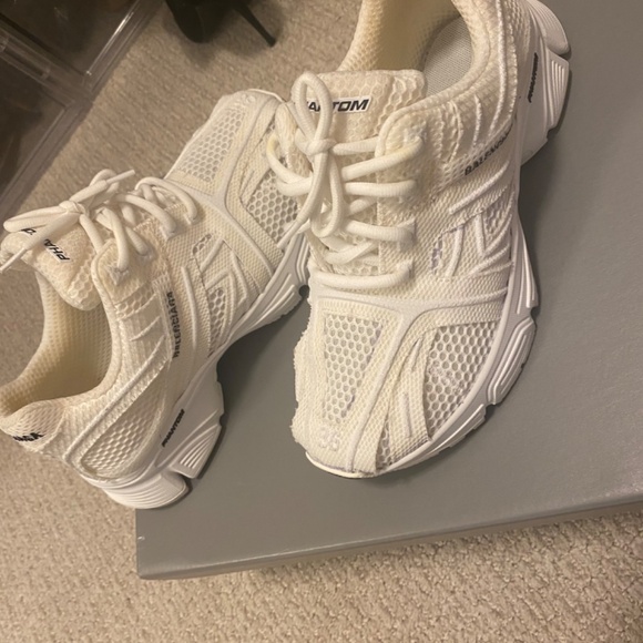 Balenciaga sneaker size 6 - Picture 14 of 16